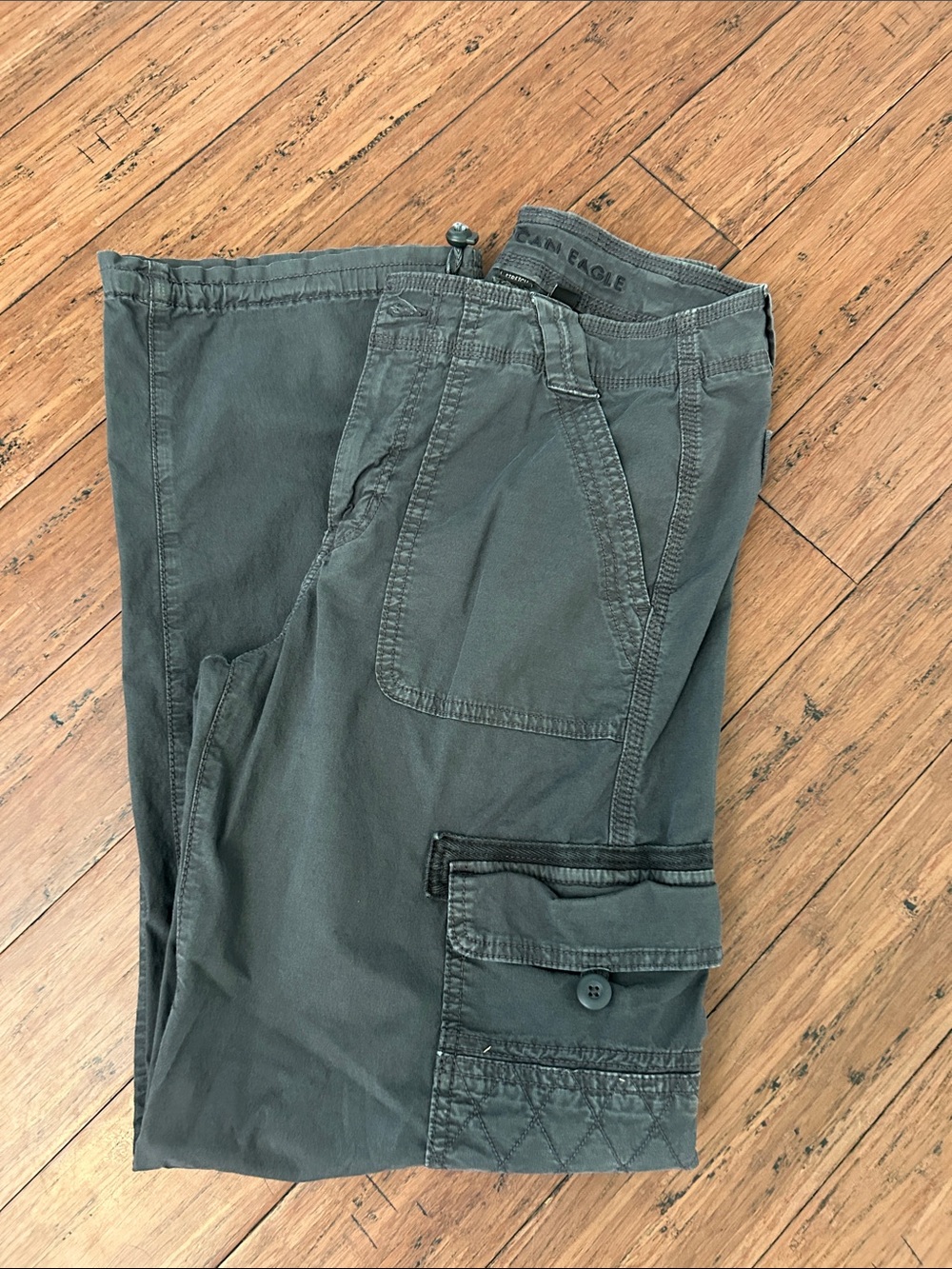 American Eagle Women’s Cargo Pants